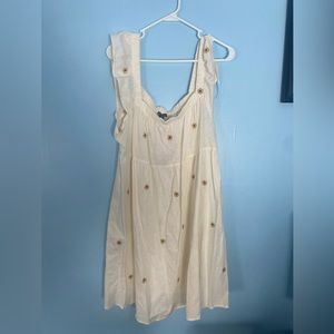 Size XXL Wild Fable sun dress. Comes from nonsmoking home with no animals